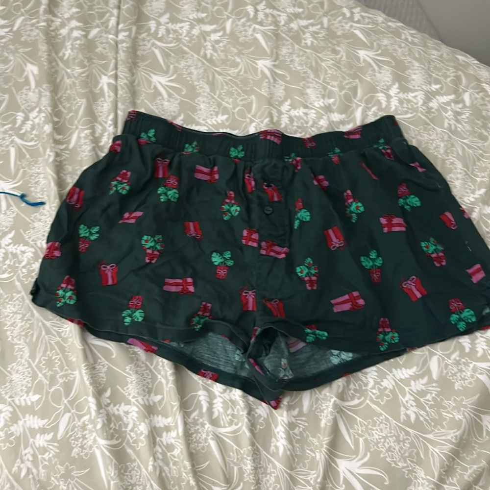 Green Christmas shorts